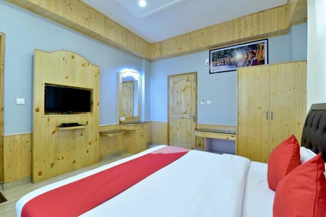 מנאלי Hotel Bodh International מראה חיצוני תמונה